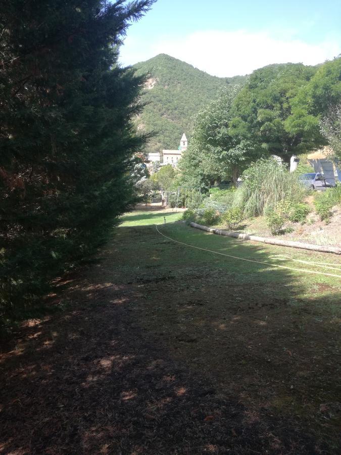 Gites Les Tilleuls Clamensane Exterior photo